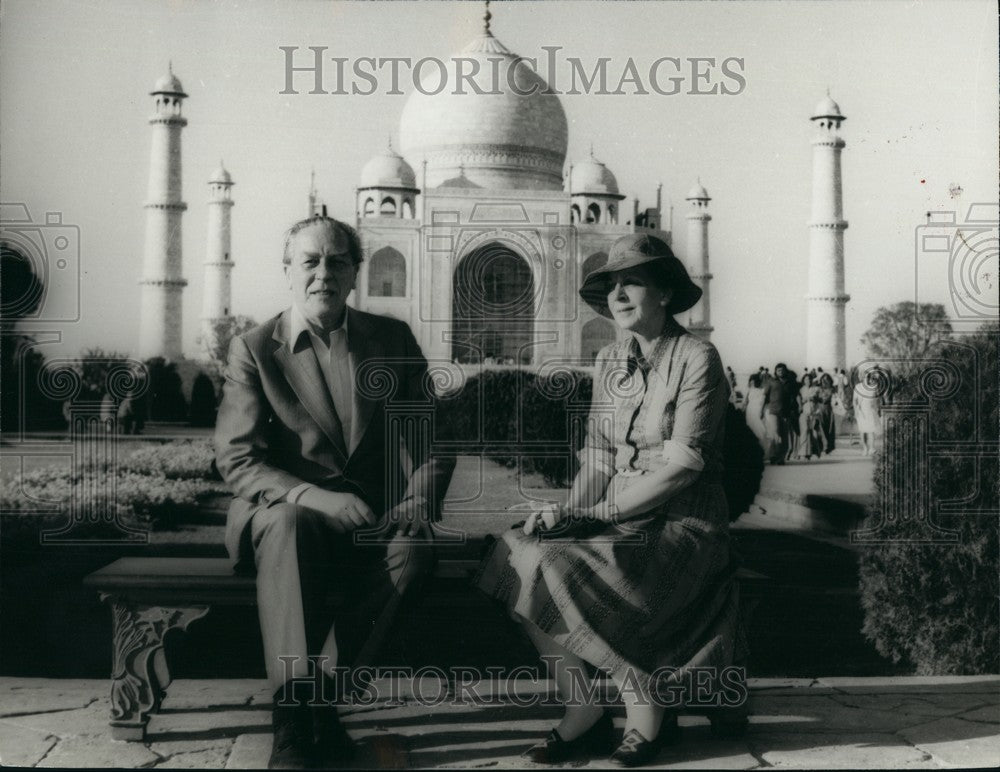 1976 Press Photo Minister of Foreign Affairs of Sweden ,Sven Anderson &amp; wife-Historic Images