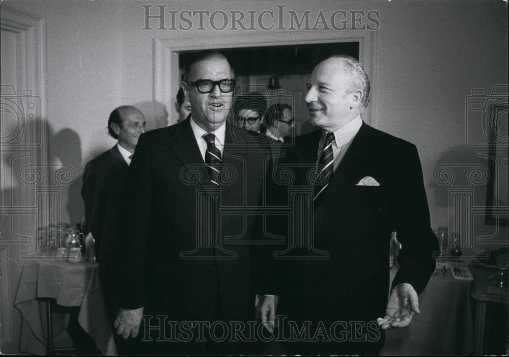 1972, W. Scheel & Abba Eban - KSB74177 - Historic Images