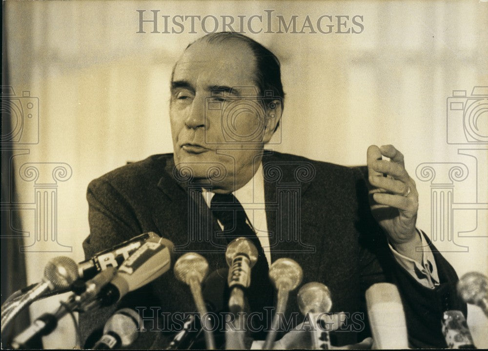 1979 Press Photo Francois Mitterrand Socialist Party Secretary Press Conference-Historic Images