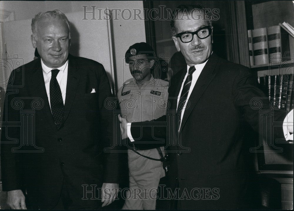 1968 Press Photo George Ball Jordan Minister Foreign Affairs - KSB74417-Historic Images