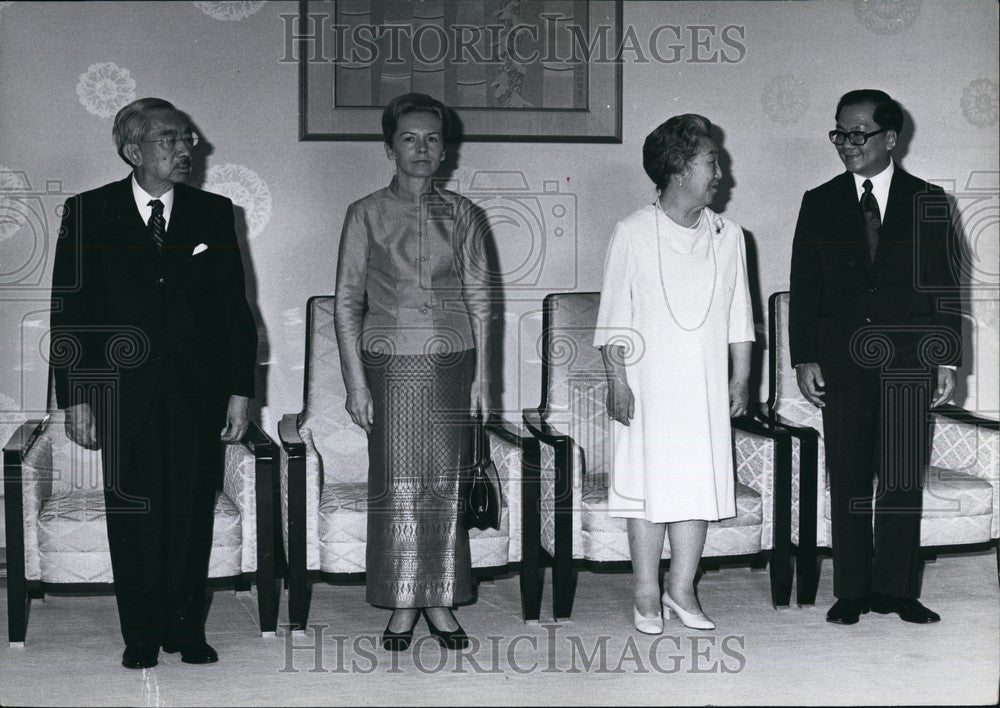 1977 Press Photo Thai PM Tanin Kraivixien and his wife in Japan - KSB74433-Historic Images