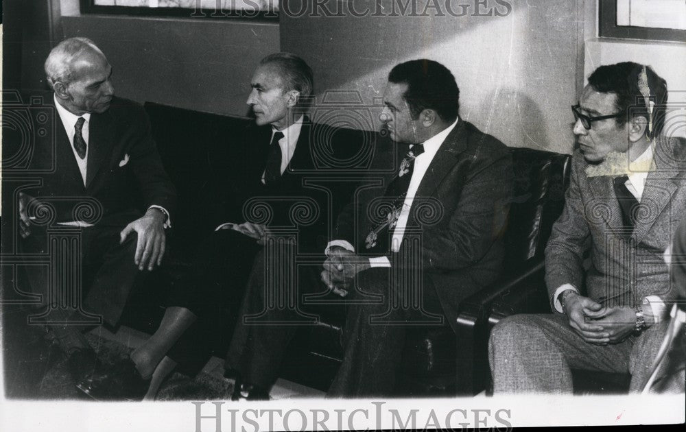 1978 Press Photo Egypt Vice President Hosny Mubarak Paris Visit Hafez Ismail-Historic Images