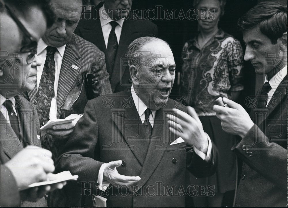 1963 Professor Antonio Gasbarrini After Visiting Ill Pope - Historic Images