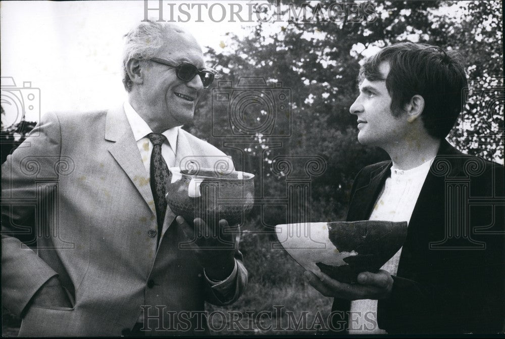 1971 Press Photo Professors Hans-Eckard Joachim Harald Von Petrikovits - Historic Images