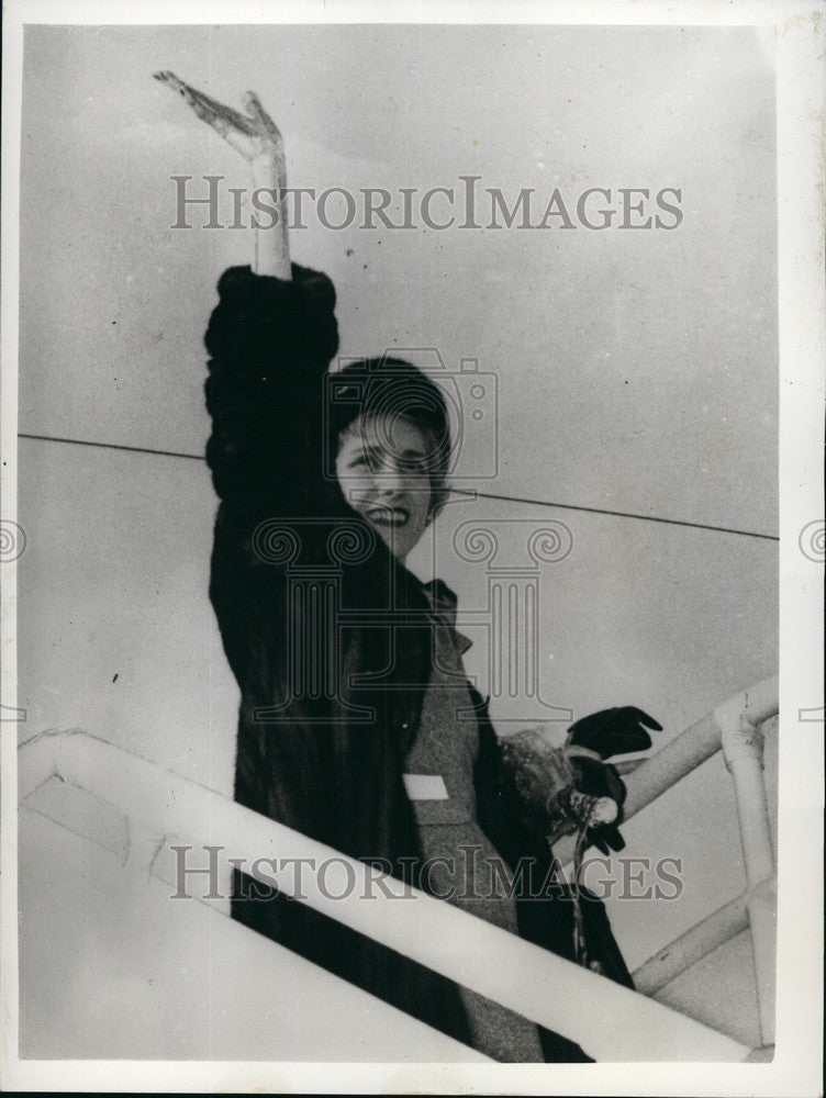 1953 First American women ambassador Clara Boothe Luce. - Historic Images