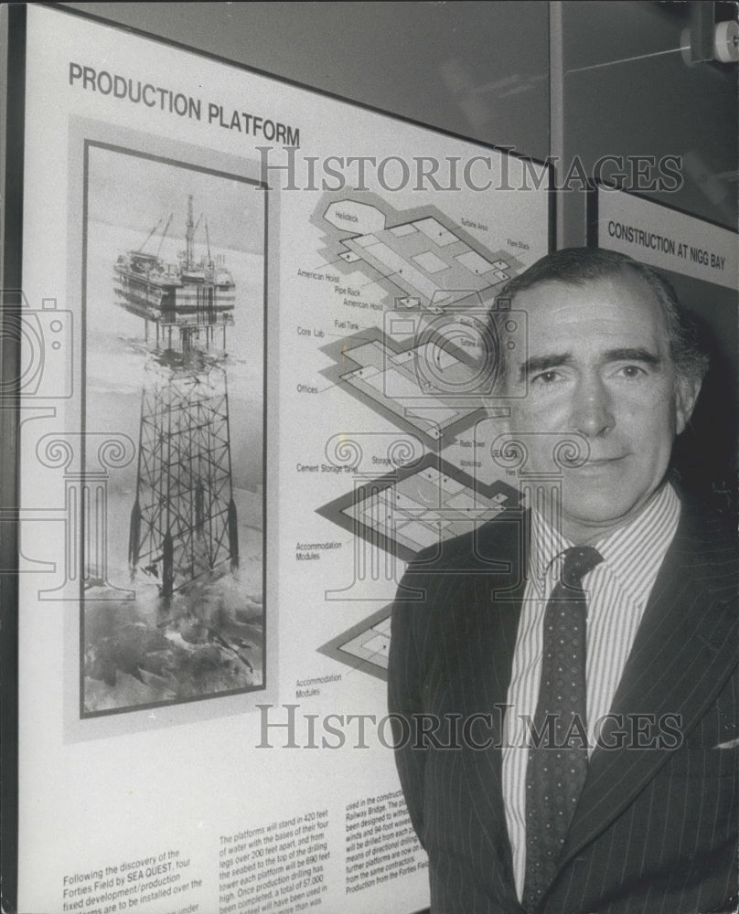 1974 Mr. M.M. Linning , B.P. manager of Field Development, - Historic Images