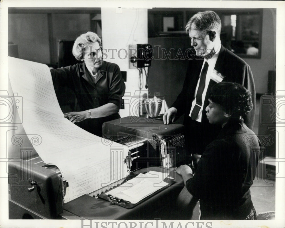 1960 Press Photo Federal Census Director Robert W. Burgess- Historic Images