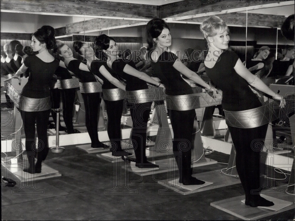 Lido Blue Bell Girls, Beauty Parlor-Historic Images