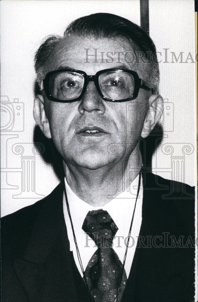 1940 Press Photo Professor Herbert Franke from the University of Hamburg - Historic Images