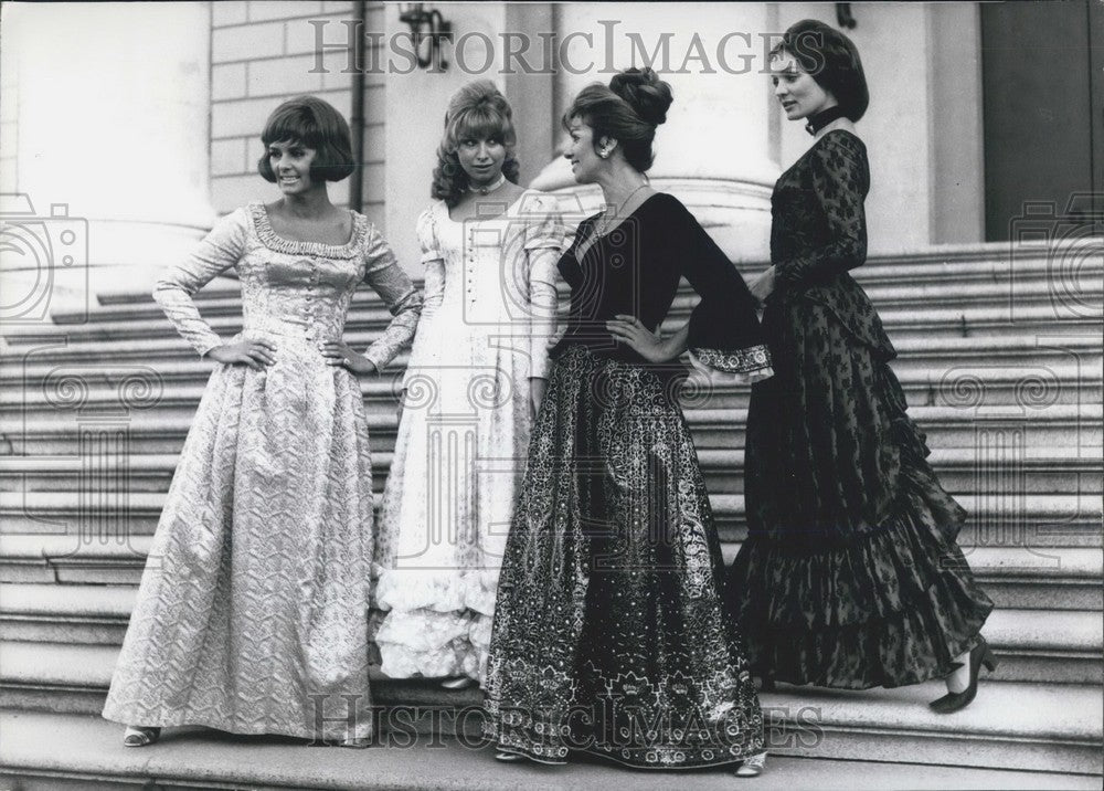 1970 Show of Bavarian costumes in Munich-Historic Images