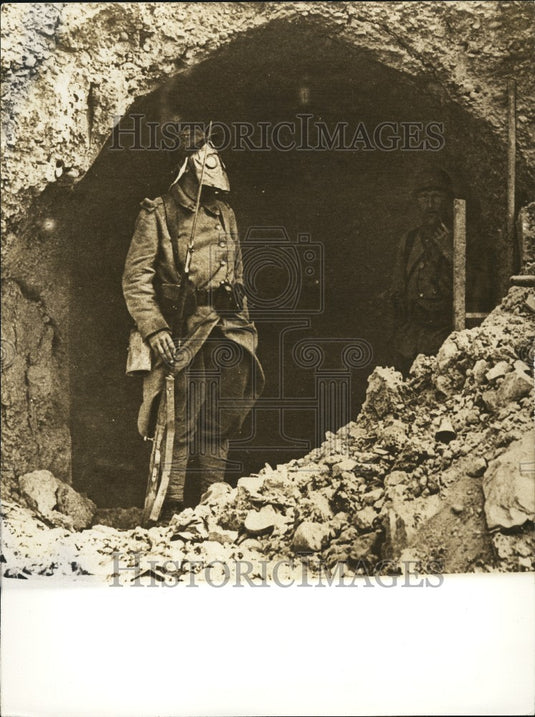 1976 A Sentinel at Verdun - Historic Images