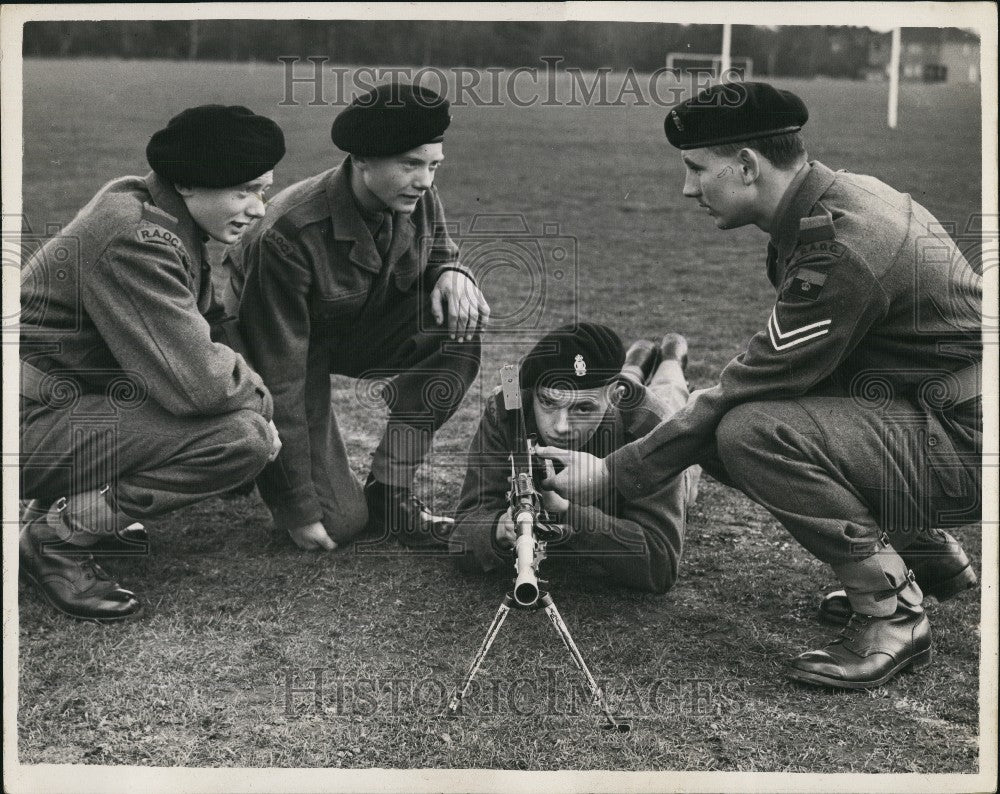 1953 Press Photo Dennis, Allan, Brian Kirby, National Service Training - Historic Images