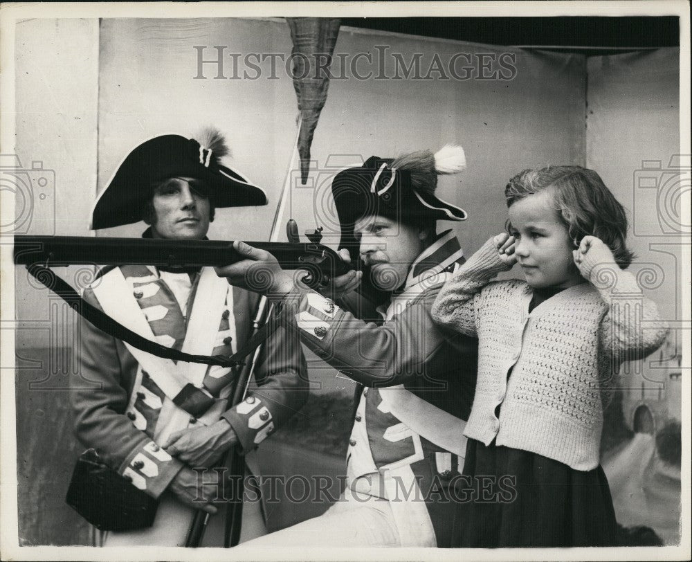 1953 Press Photo small arms wing, school of Infantry, Hythe, Kent - KSG06341 - Historic Images