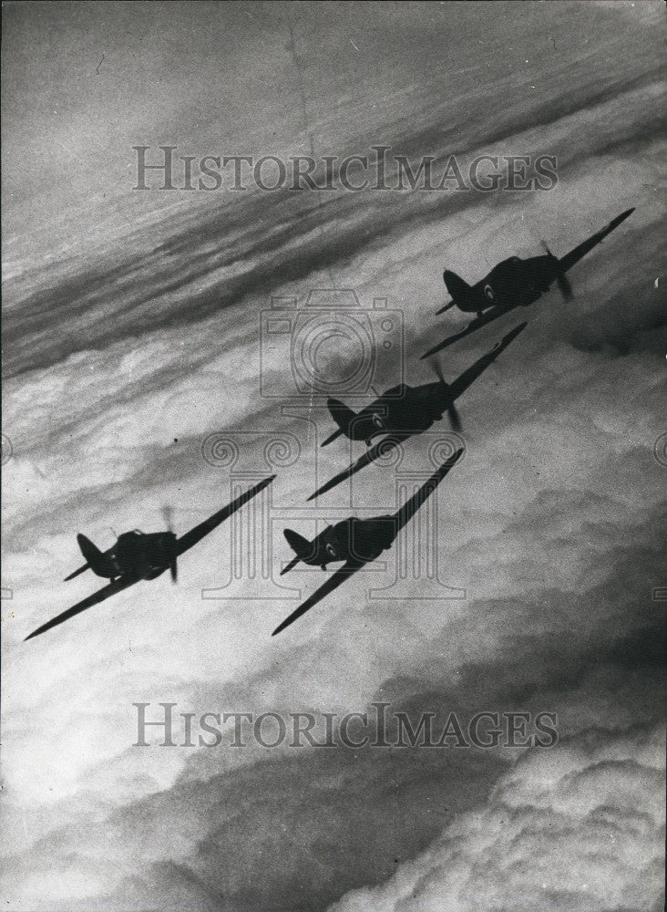 Press Photo Hurricanes airplanes jets - Historic Images