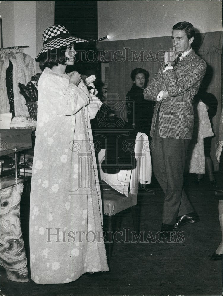 1965 Press Photo Natalie Wood David Niven Jr. Actors - Historic Images