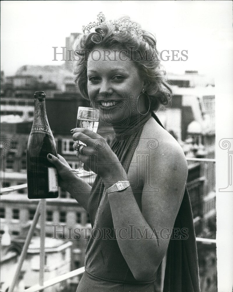 1975 Press Photo Final of the Miss CAA contest Pamela Brewer - KSG08897 - Historic Images