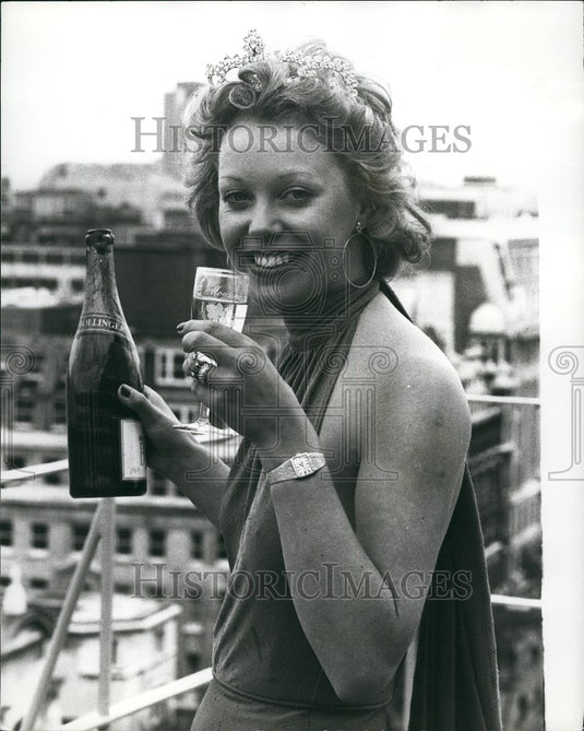 1975 Press Photo Final of the Miss CAA contest Pamela Brewer - KSG08897 - Historic Images