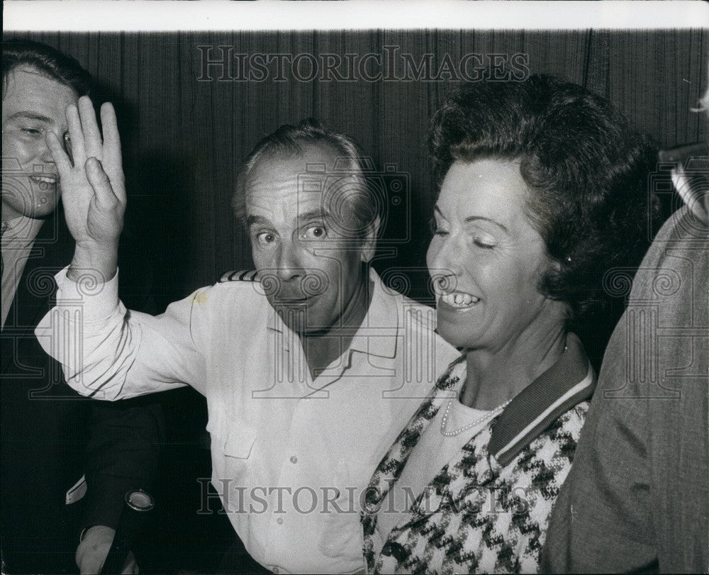 1970 Press Photo Captain Cyrill Goulborn Pilot of the Hijacked VC-10 &amp; Wife Joan - Historic Images