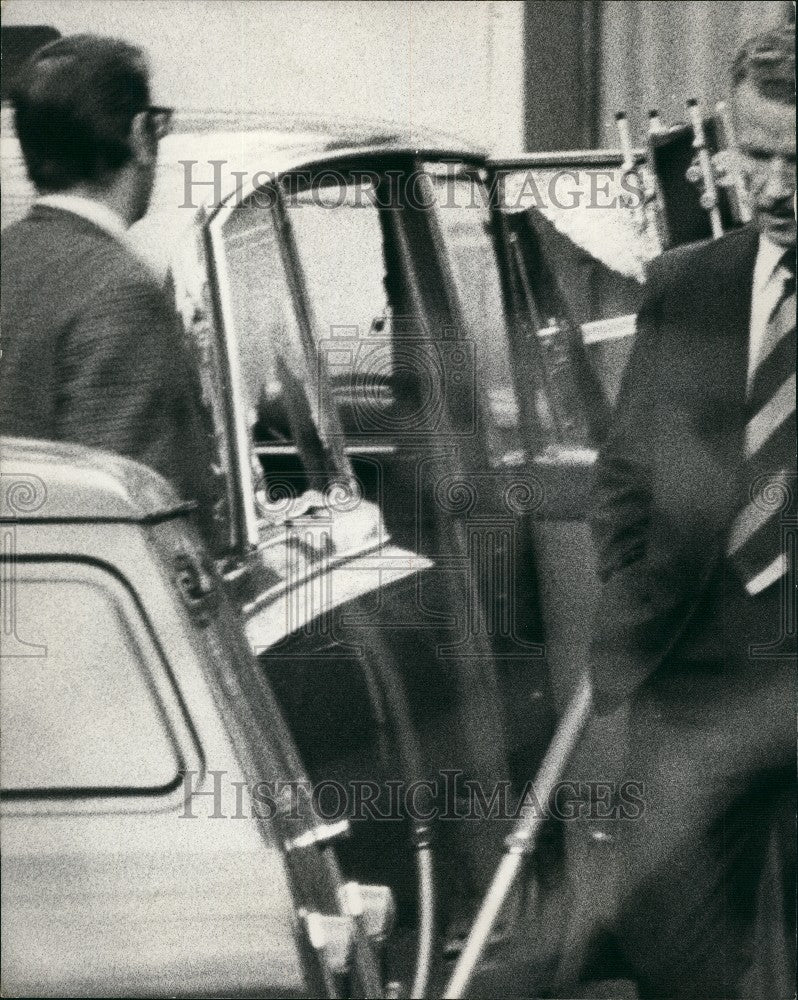 1971 Press Photo Assassination of Jordanian Ambassador, Car - KSG11377 - Historic Images