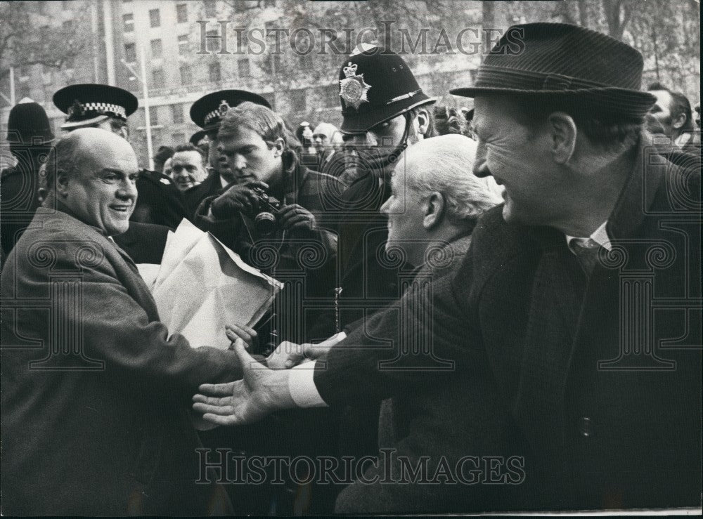 1973 Press Photo Mr Heath Meets Miners Leaders - Historic Images
