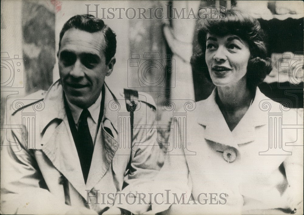 1961, Jason Robards & Lauren Bacall Before Leaving Vienna Unmarried - Historic Images