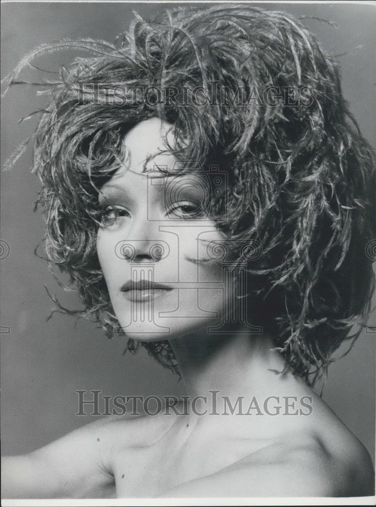 1970,, Jean Barthet Ostrich Feather Wig - KSK00625 - Historic Images