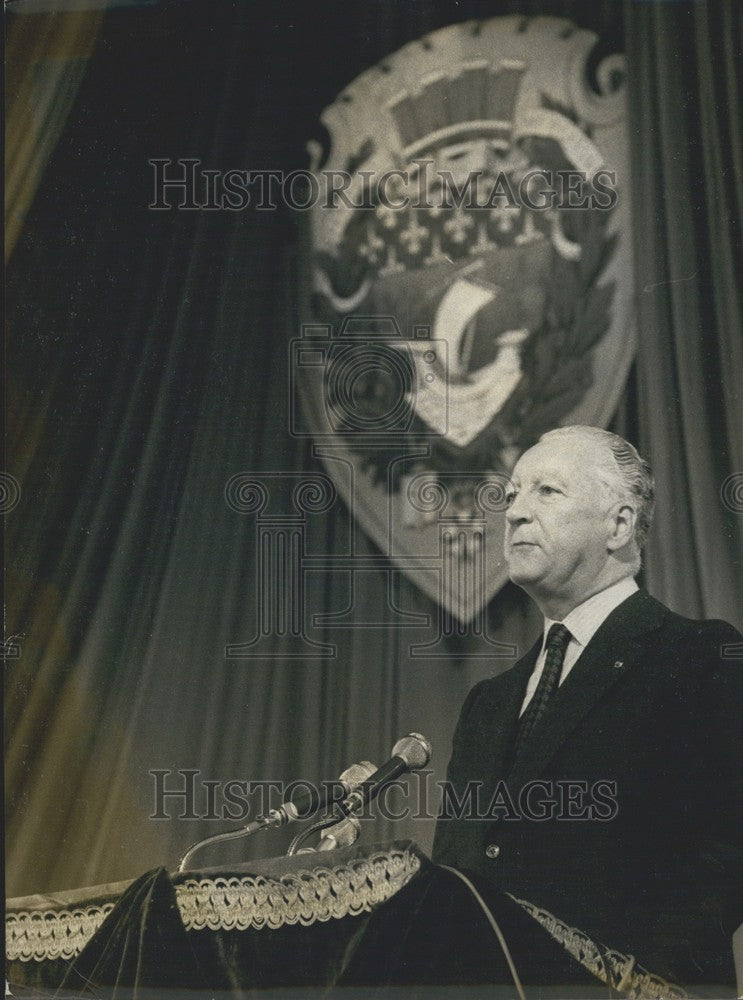 1972, Election Committee Meeting at the Hotel de Ville - KSK01495 - Historic Images