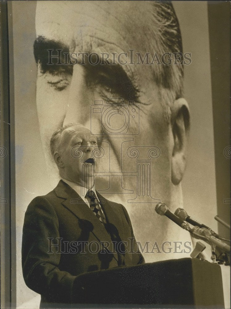 1973 Press Photo Messmer Speech - Historic Images