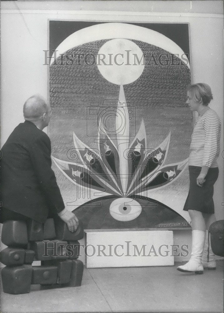 1966, Friedrich Schroder-Sonnernstern's "Das Hohelied der Warme." - Historic Images