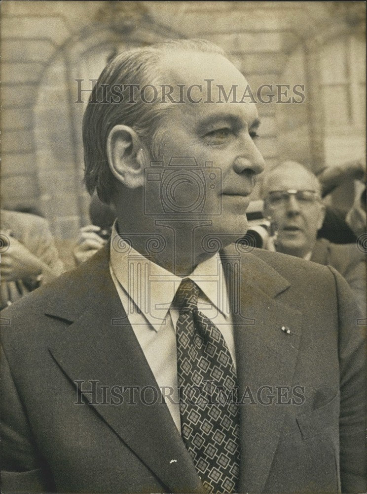 1974 Press Photo Jacques Soufflet Exits Elysee Palace Cabinet Meeting - Historic Images