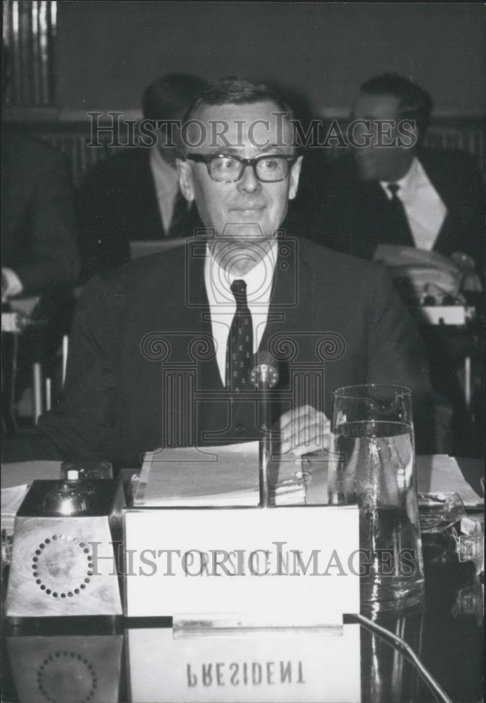 1967, Schiller Presides Over Common Market Meeting - KSK01781 - Historic Images