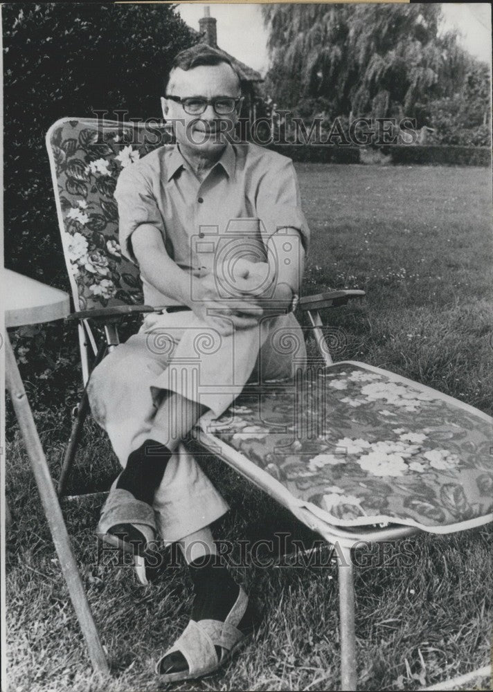 1968 Press Photo Minister Karl Schiller on vacation. - KSK01783-Historic Images