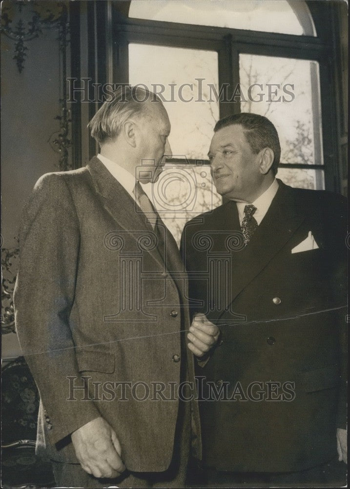 1954, Chancellor Adnauer Meets Joseph Laniel - KSK02213 - Historic Images