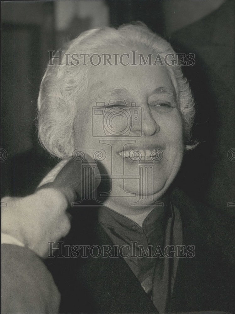 1965 Press Photo Mrs. Pandit Meets With Charles de Gaulle - Historic Images