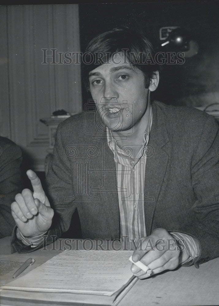 1968 Press Photo Jacques Savageot Press Conference - Historic Images