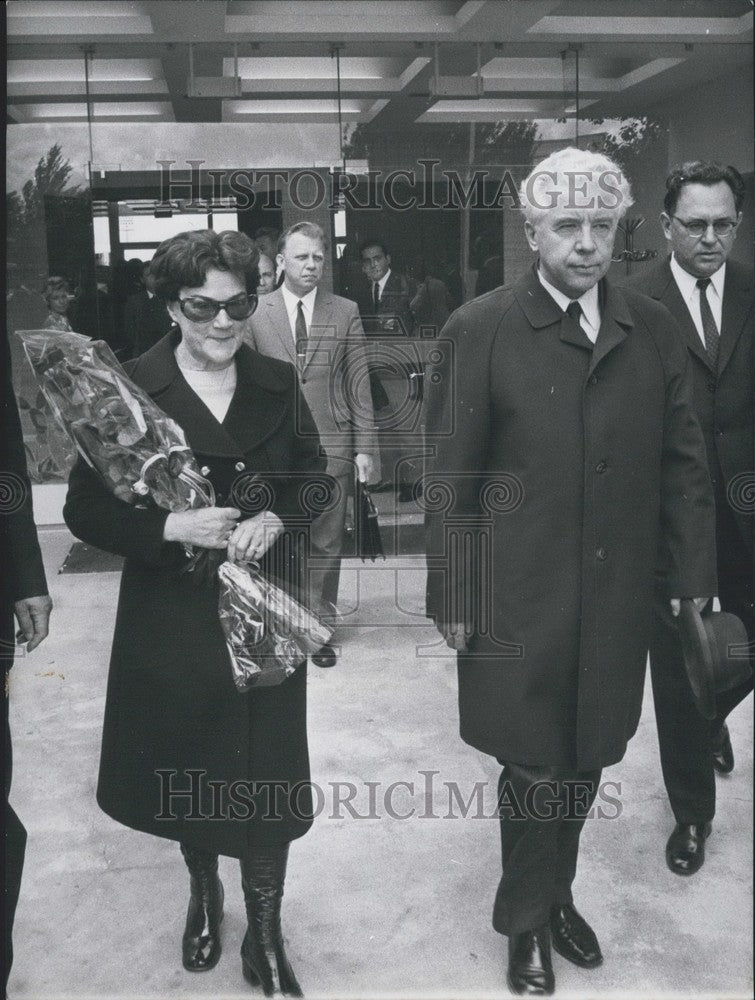 1971, Piotr Abrassimov, the Soviet Ambassador, & Wife Arrive - Historic Images