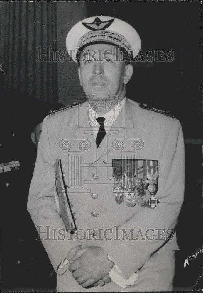 1961 Press Photo General Mentre - KSK05423 - Historic Images