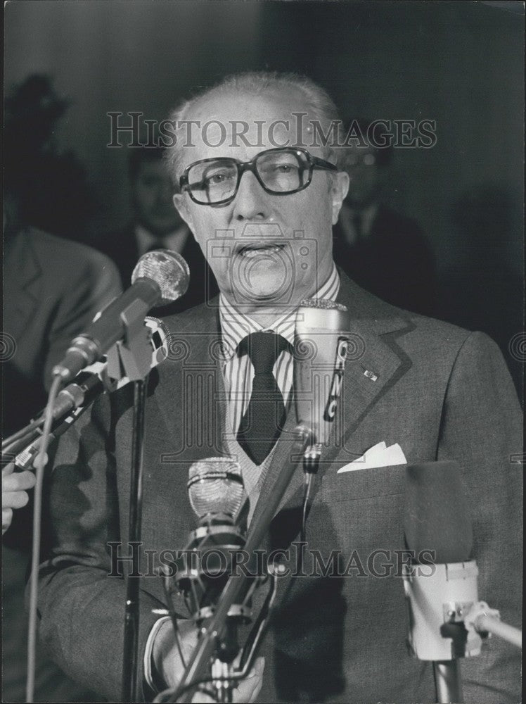 1977 France's Minister of Foreign Affairs Louis de Guiringaud - Historic Images