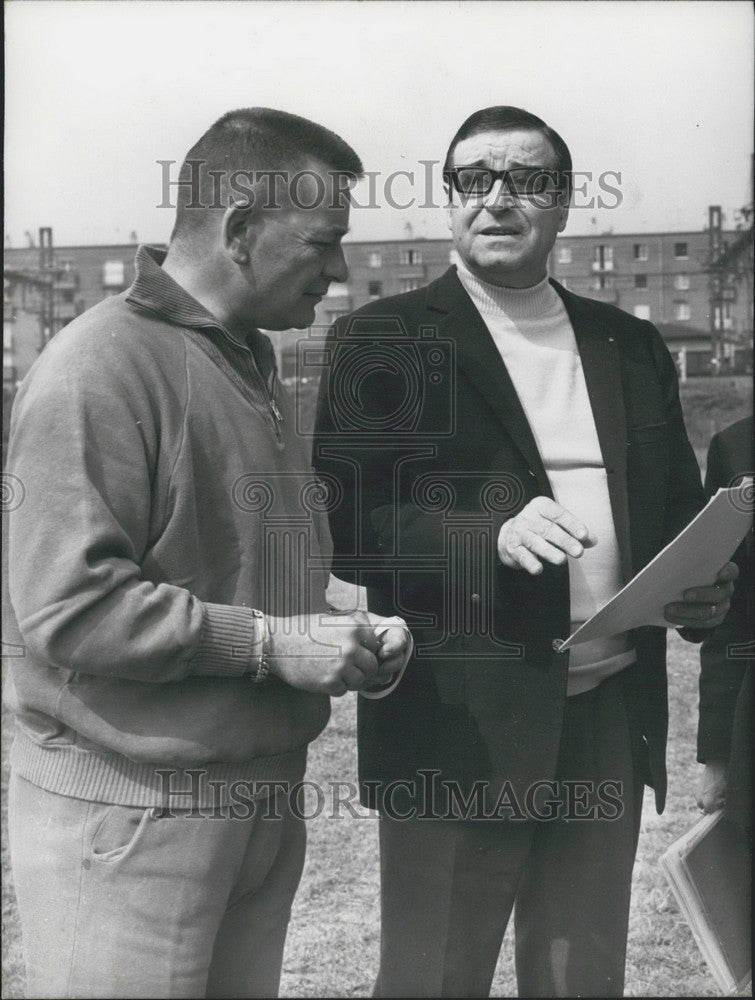 1967 Press Photo Christian-Jaque and Captain Hartert - Historic Images