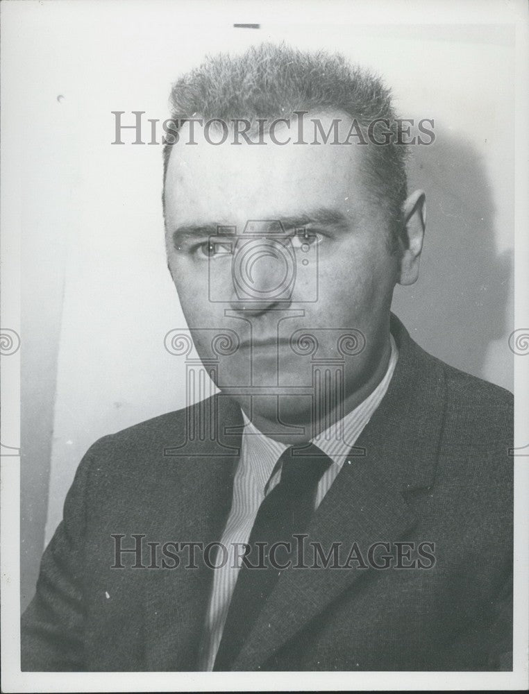 1977, Portrait of Paul Cliche - KSK06613 - Historic Images