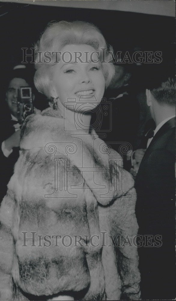 1959 Press Photo Zsa Zsa Gabor Arrives at Cannes Opening Gala - KSK06731-Historic Images