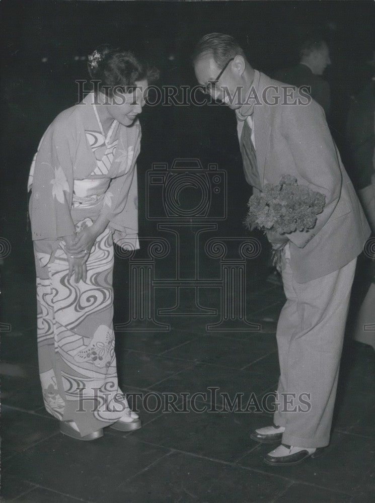 1954, Japanese Dancer Joshio Aoyama and Ichi Tanaka - KSK07031 - Historic Images