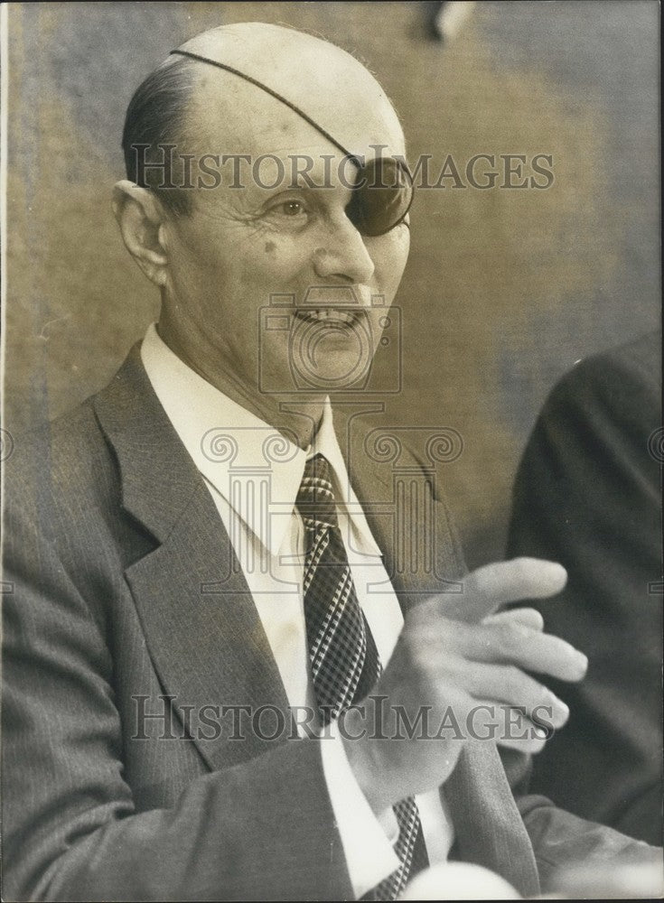 1978, Israeli Foreign Minister Moshe Dayan at Press Conference - Historic Images