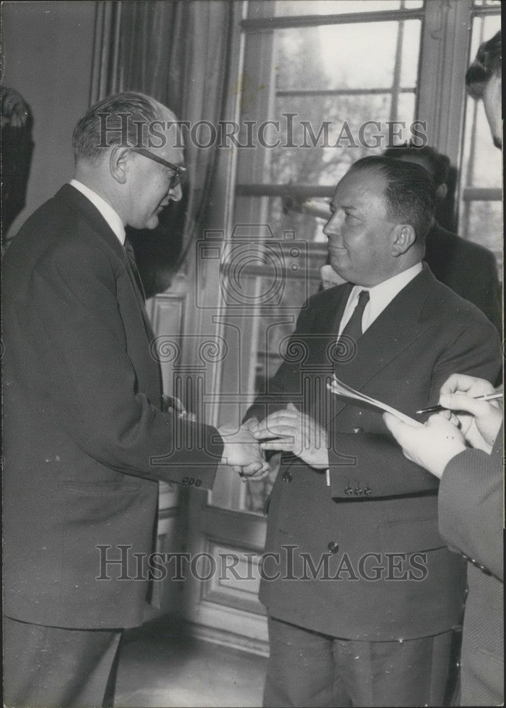 1956, Guy Lollet & Robert Lacoste Meet at Matignon Hotel - KSK07765 - Historic Images