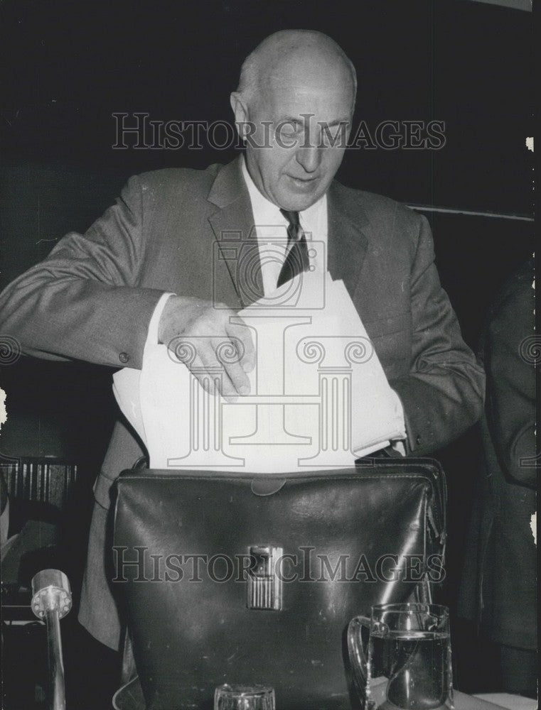 1969 Press Photo Mr. Mansholt Attends Ministers of Agriculture Meeting-Historic Images