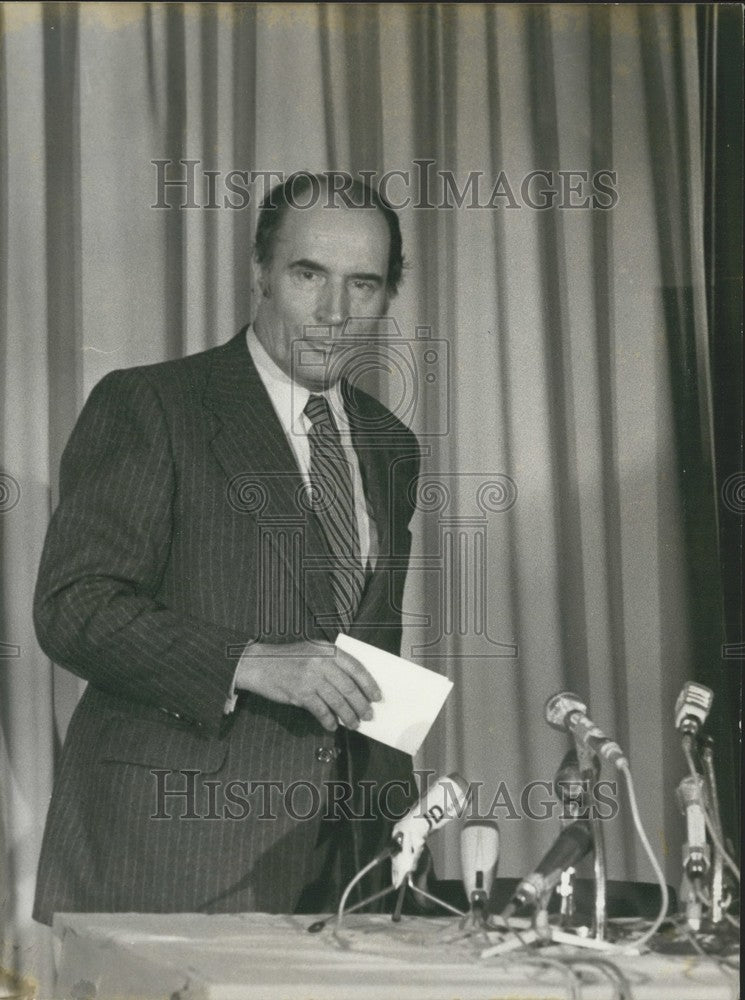 1974, Francois Mitterrand Holds Election Result Press Conference - Historic Images