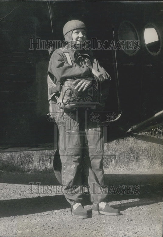 1959 Press Photo World's Youngest Parachutist: Jean-Pierre Mosnier - KSK07983-Historic Images