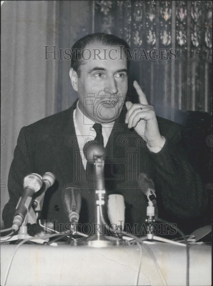 1967 Francois Mitterand at a Press Conference - Historic Images