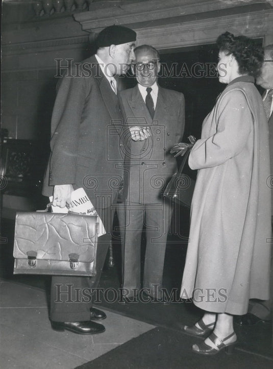 1953 Press Photo Berlin mayor Dr. Reuter in Hamburg. - Historic Images