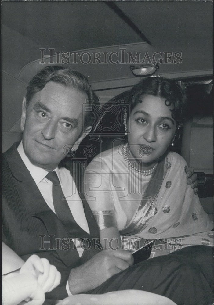 1960 Press Photo David Lean Marries Leila Devi-Historic Images